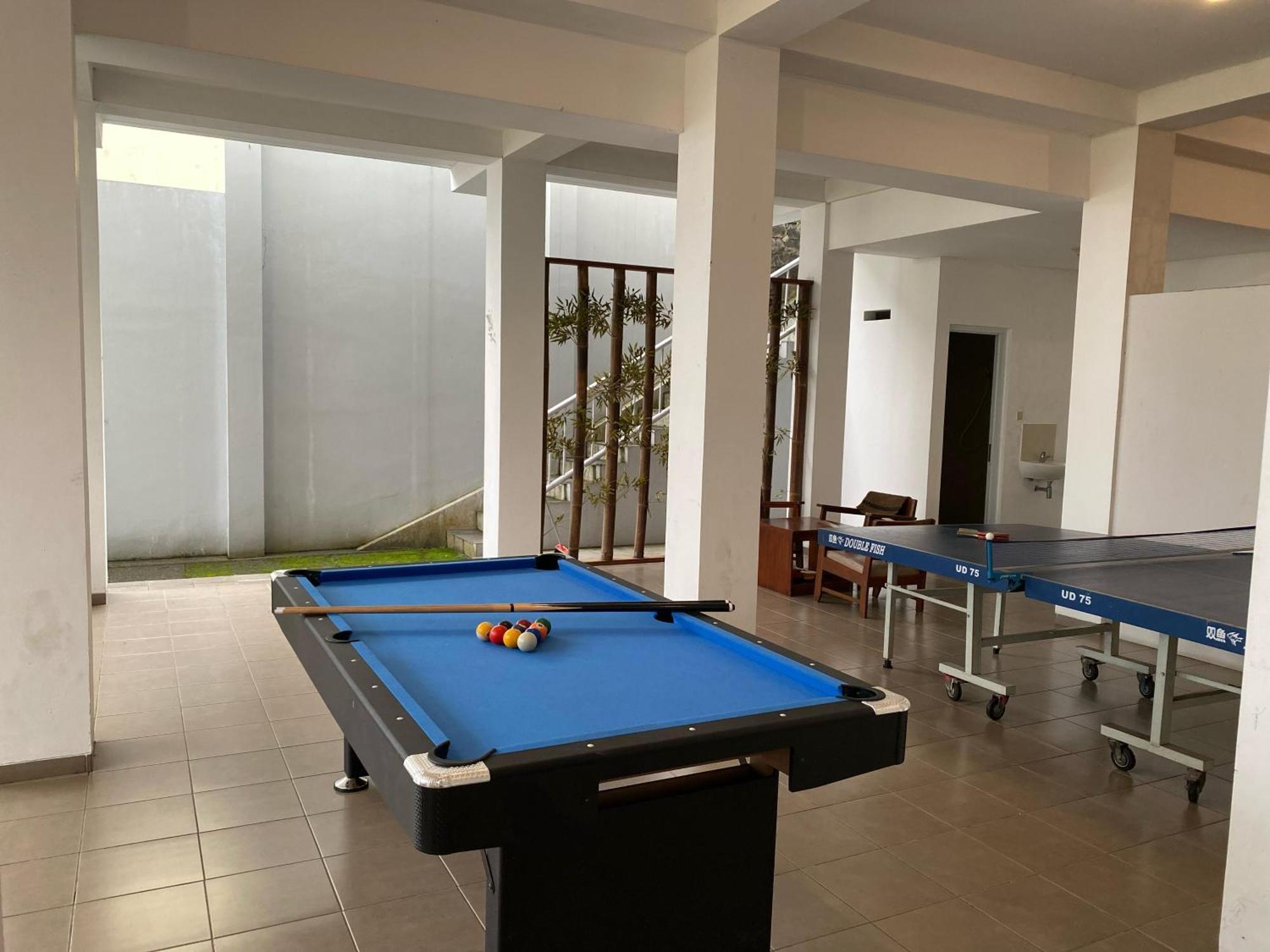 Family Only Amazing City View Villa - De Reiz Firen Syariah Бандунг Экстерьер фото